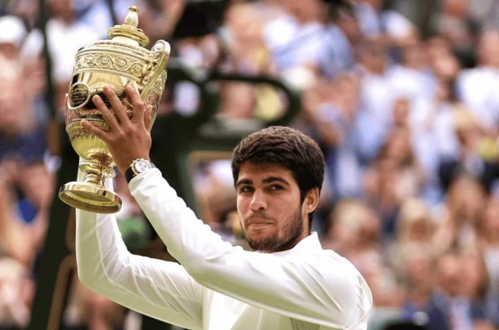 Carlos Alcaraz zvítězil nad Novakem Djokovičem a obhájil titul ve Wimbledonu!!!